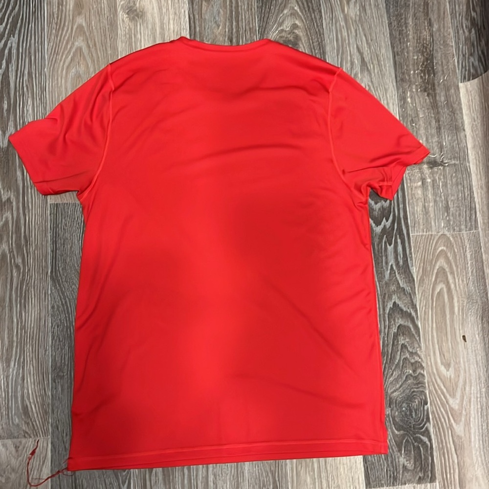 Men’s Reebok Tee - Picture 2 of 3
